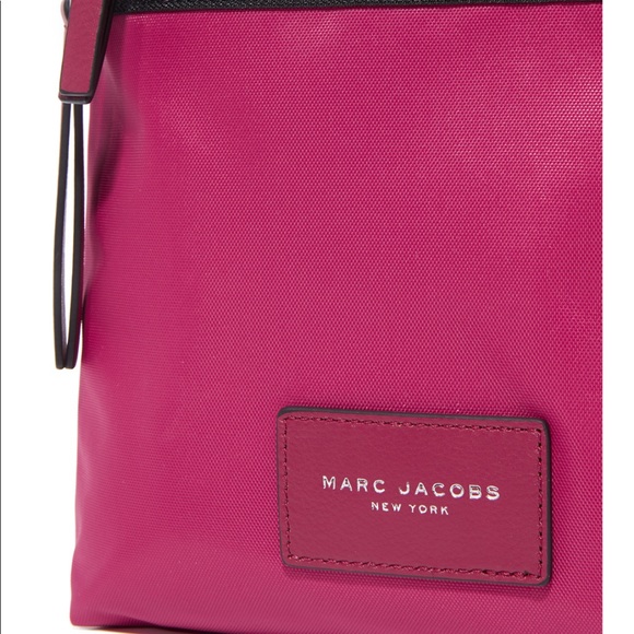 FLASH SALE Marc Jacobs crossbody - Picture 2 of 5